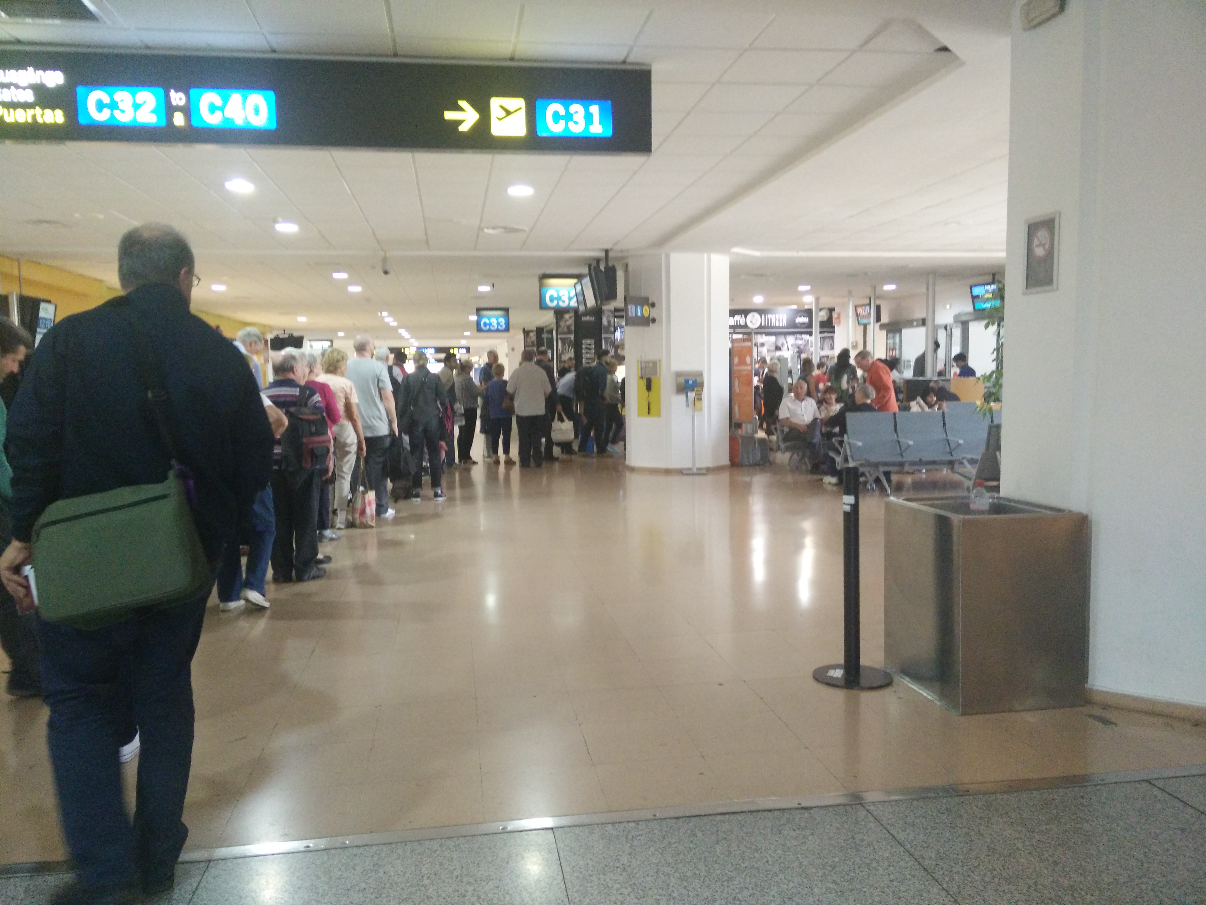Malaga Airport Customer Reviews -