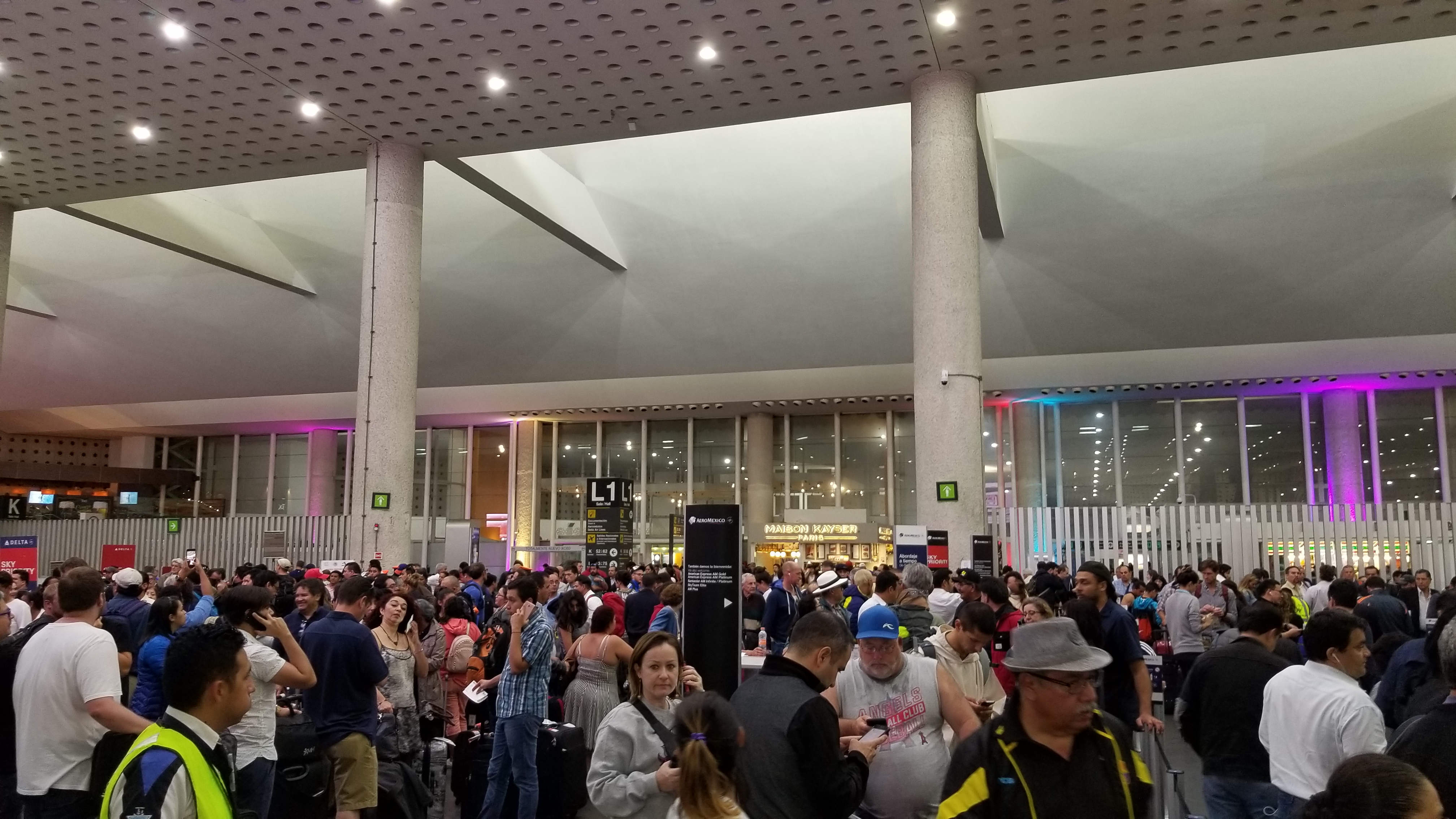мехико аэропорт