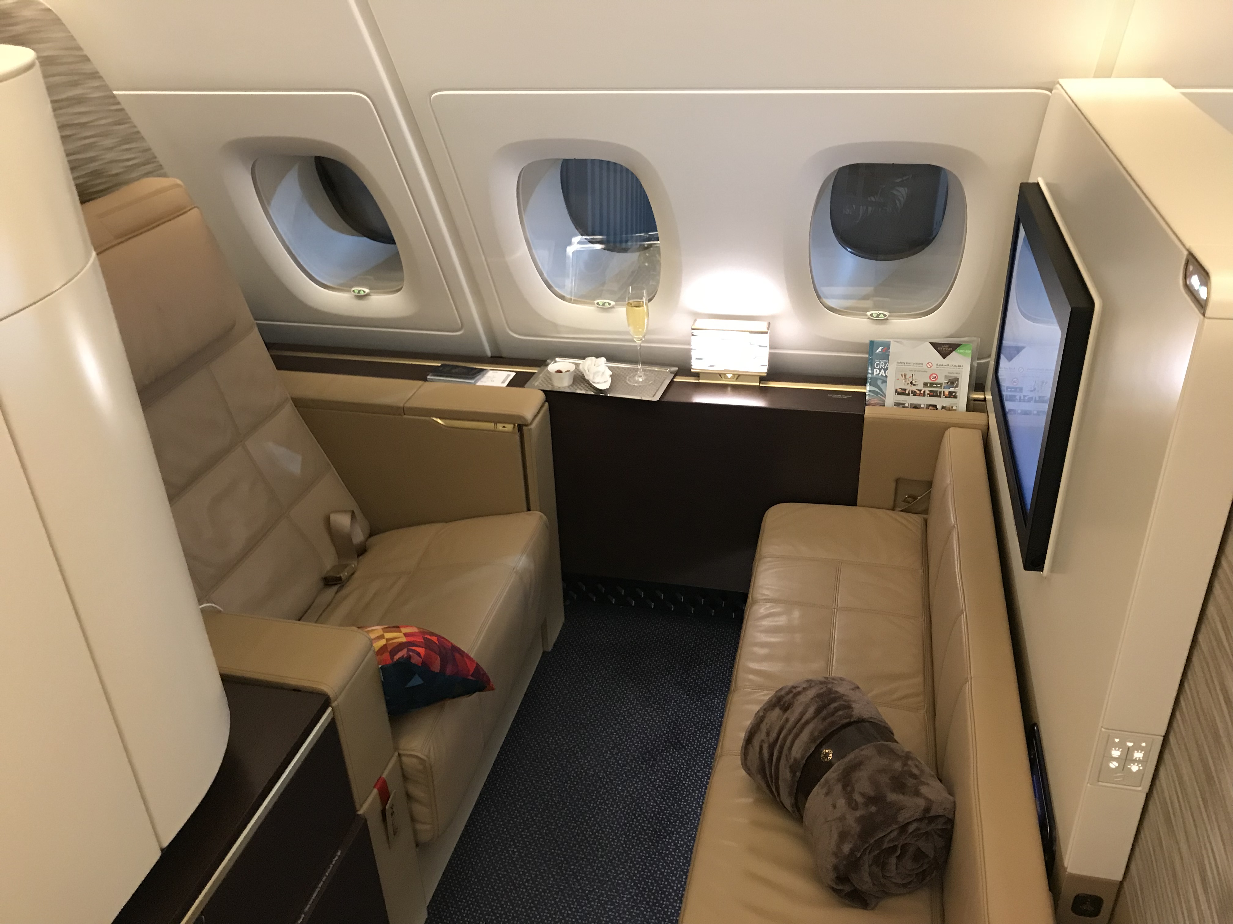 Etihad Airways Customer Reviews Skytrax