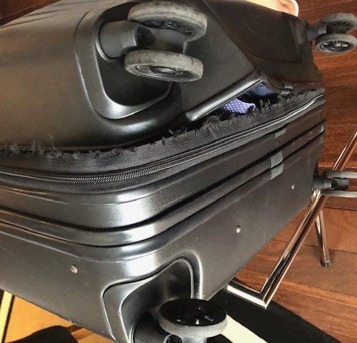 vueling damaged baggage