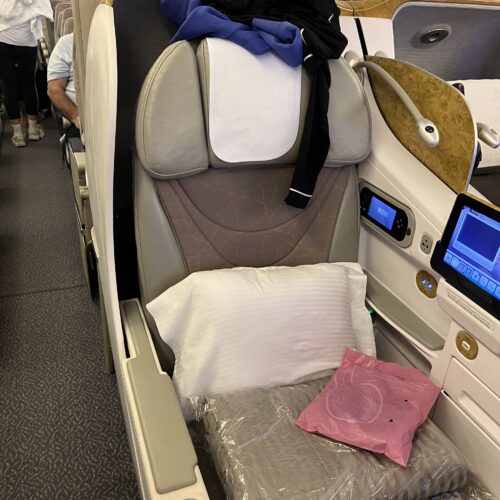 Emirates Customer Reviews - SKYTRAX